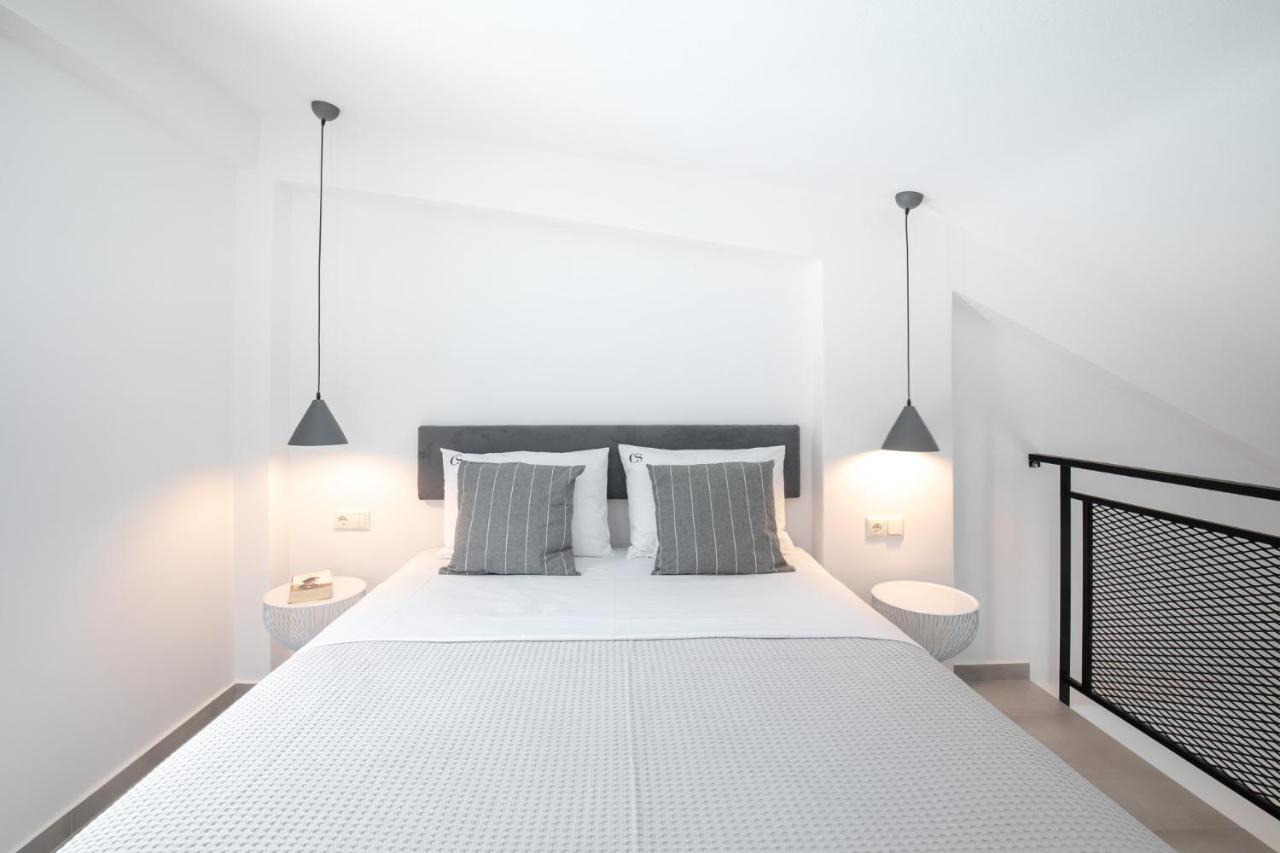 Cove Suites Nea Iraklitsa Bagian luar foto