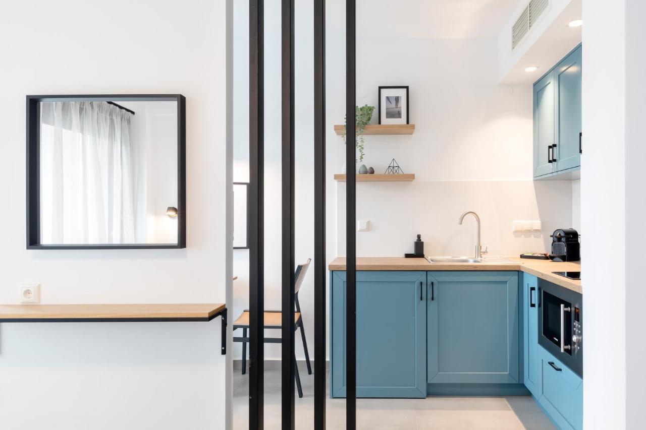 Cove Suites Nea Iraklitsa Bagian luar foto
