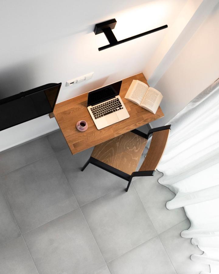 Cove Suites Nea Iraklitsa Bagian luar foto