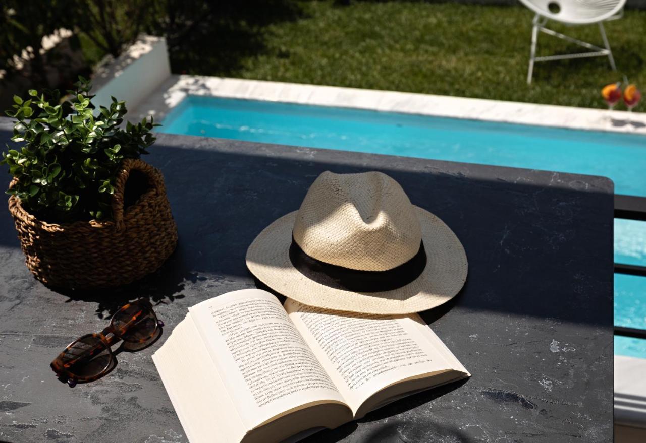 Cove Suites Nea Iraklitsa Bagian luar foto